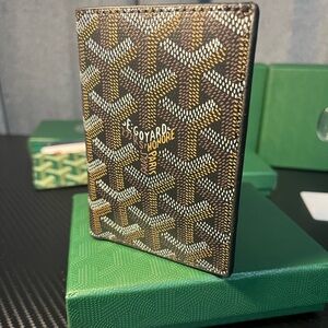 🏷️ Authentic Goyard Saint Pierre Card Wallet - Black/Tan Goyardine